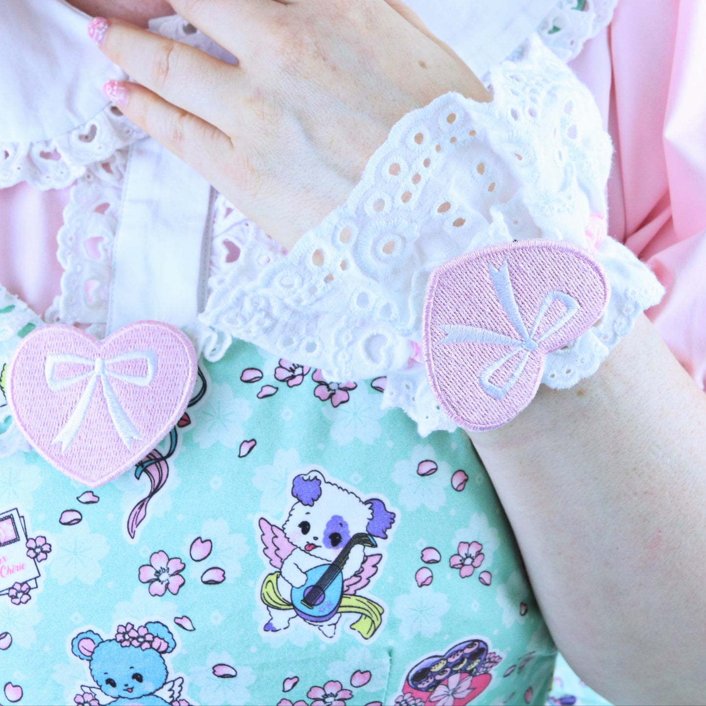 [LAST PRE-ORDER] Wrist Cuffs - Mots Doux à ma Chérie